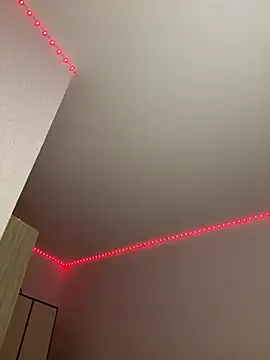 KimEvanss webcam