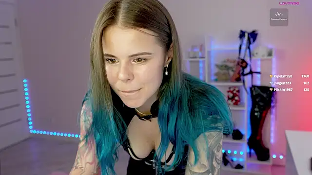QueenAliceX webcam