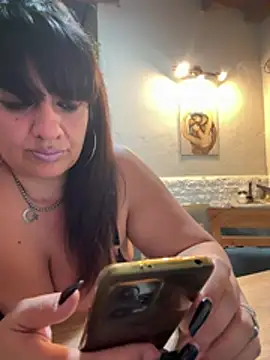 Sensualmente333 webcam