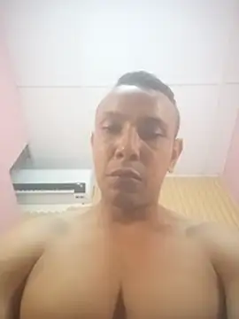 Thiago_Summers webcam