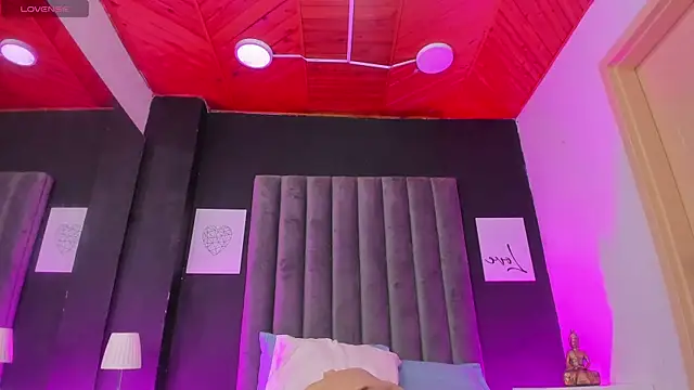 Lian_Miller1_ webcam