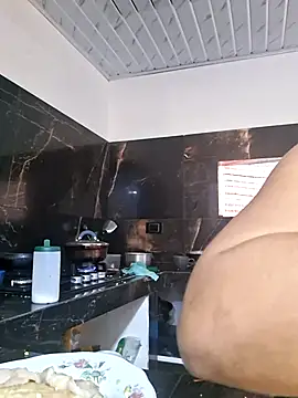 Sweet-Dirty-Storm webcam