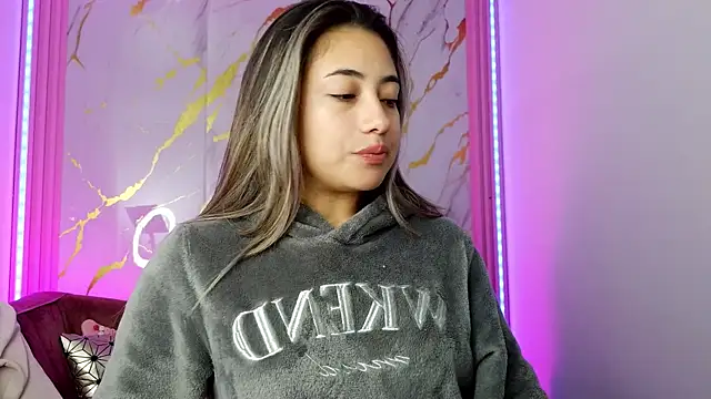 amy_ker_m webcam