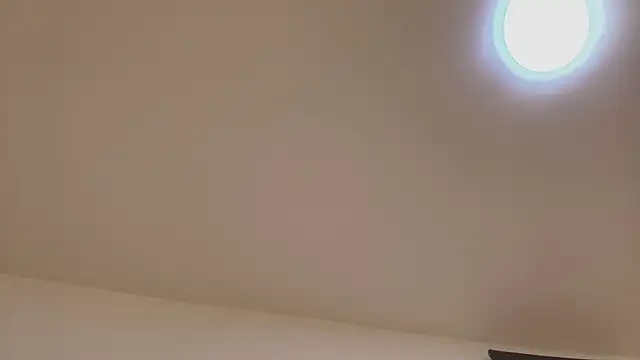 Lana_Sliim webcam