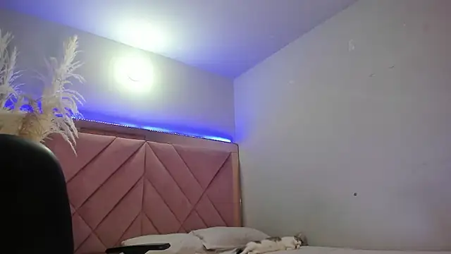 Alanah_connory webcam