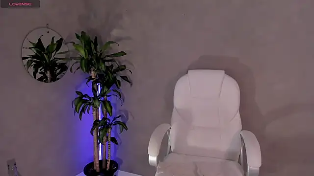 GeorginaMontclair webcam