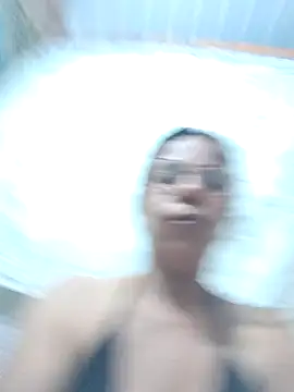 Sweet-Hot-Sucking webcam
