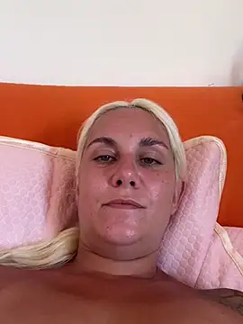 Sofia_beee webcam