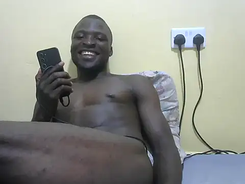 Loverguyke webcam