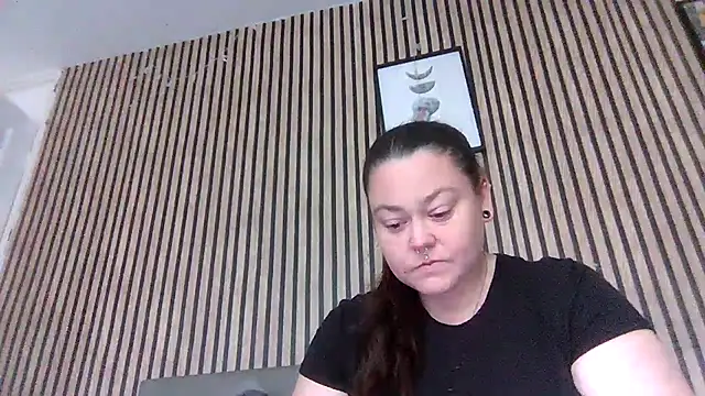 MysteriousAlaya webcam