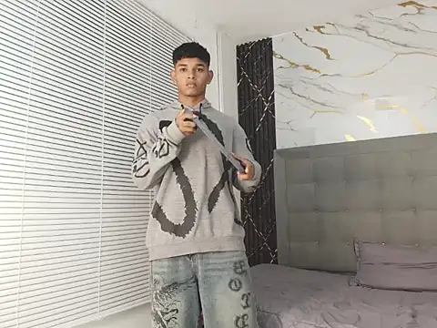 nova_mitchell7 webcam