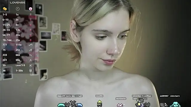 elaineberum's live room