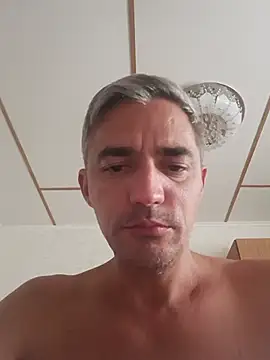 HotRamis83 webcam
