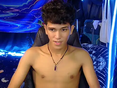 hugekenbigcock webcam