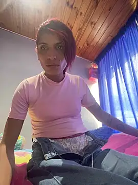 ImCrazzy live cam on StripChat