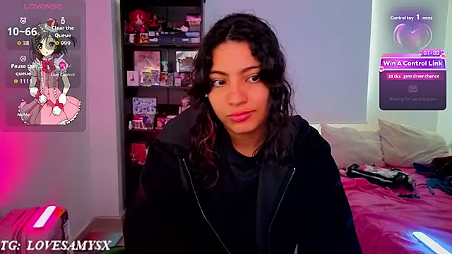 Lovelyamyy webcam