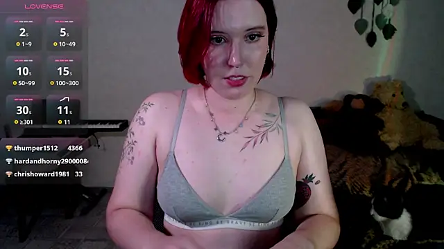 ember_lune webcam
