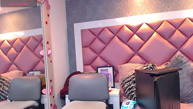 Thegreatonelady webcam