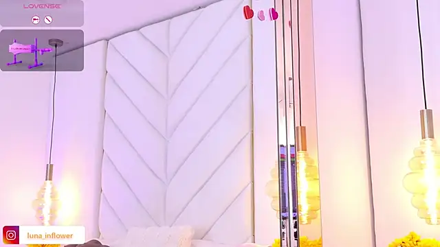 Flor_delunaa webcam