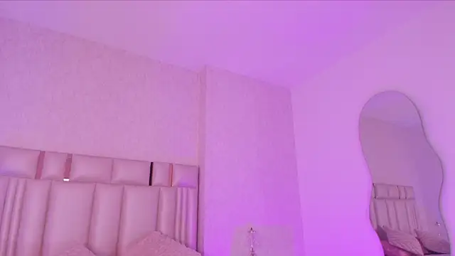 mia_velvett_ webcam