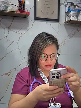 Melany-1 webcam