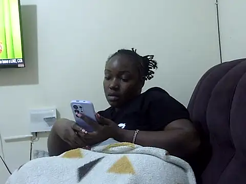 Sexy-suzy live cam on StripChat