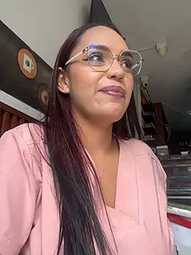 Sara-77 webcam