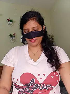 Rose-luckey webcam