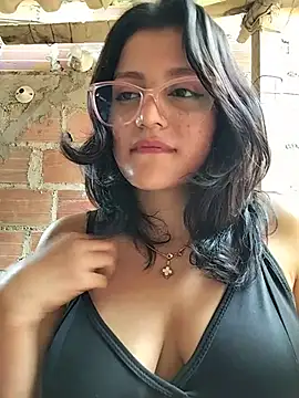 sienna_elara webcam