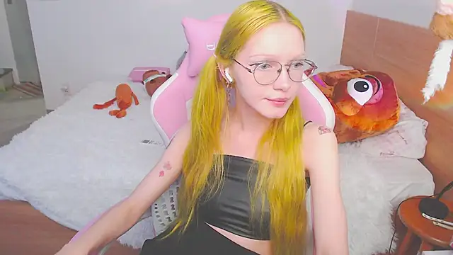 blush webcam