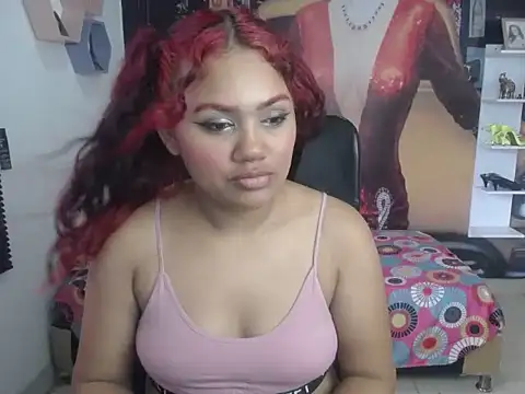 ValerieMoon_ webcam
