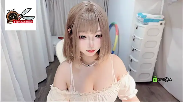 -sanhuamao- (F teen) - 高温蜡油滴胸上按摩