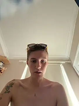 Iady live cam on StripChat