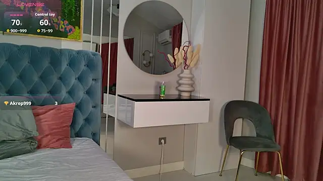 SiennaPierce webcam