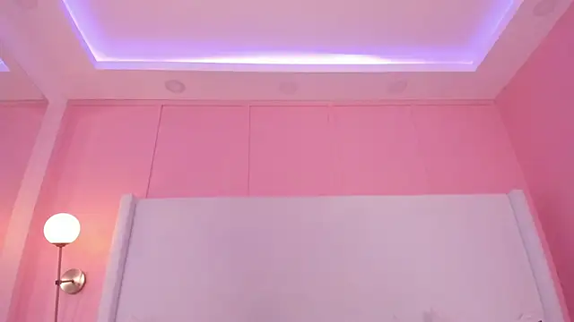 serena_foox live cam on StripChat