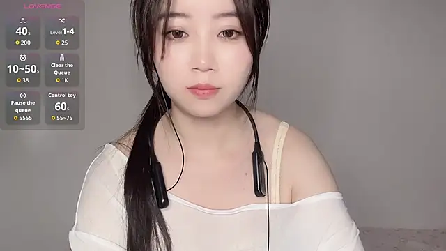 77-Vicky webcam