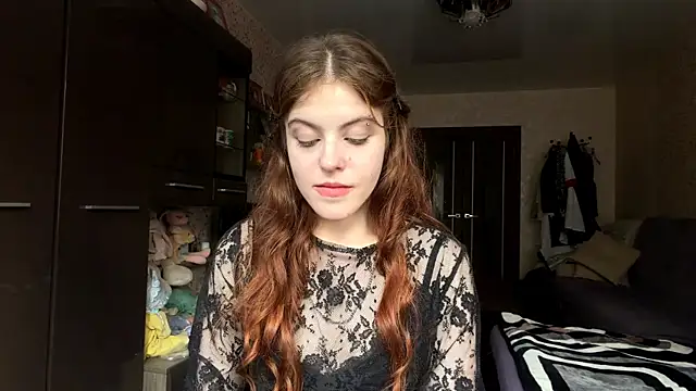 BuzzingRaid live cam on StripChat