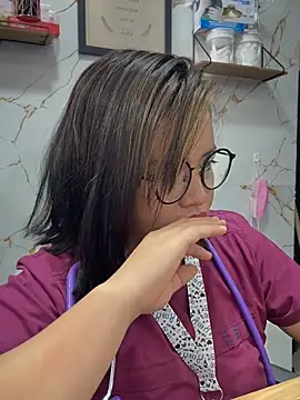 Melany-1 webcam
