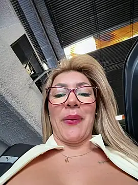 DIANITA_1988 webcam