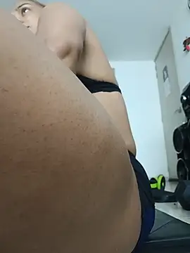 KarinRoss webcam