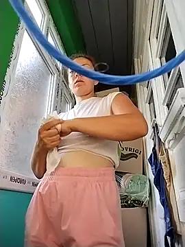 LenaBloomy webcam