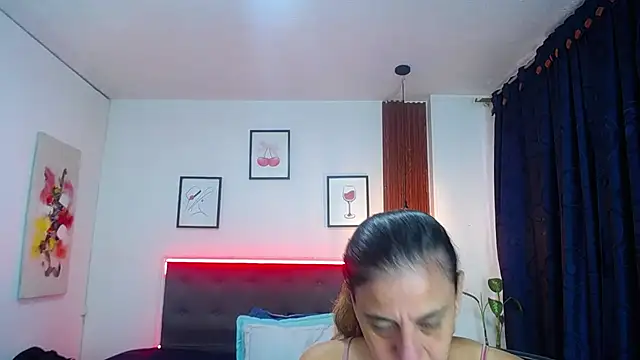 sasi_luna webcam