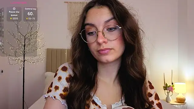 Real_cutie1 webcam
