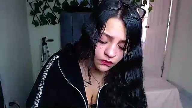 Violettasquirt live cam on StripChat