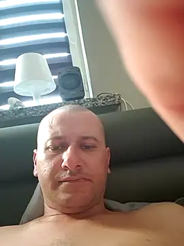 ernilee live cam on StripChat