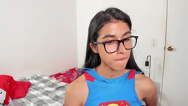 mazikeen__18 (F young) - remove suit (naked)