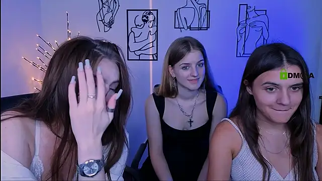 lisa_dark_ webcam
