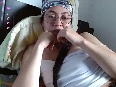 Amitlu_ webcam