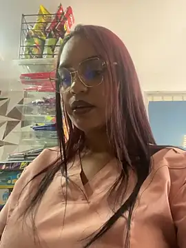 Sara-77 webcam