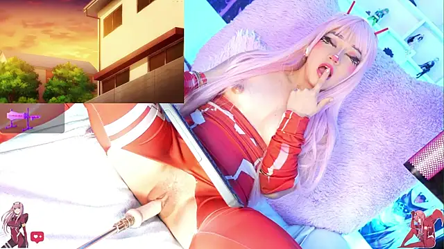 Kira-- webcam
